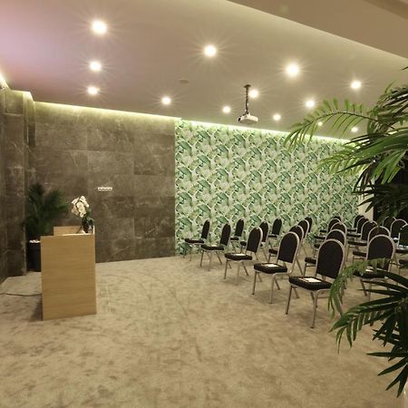 Mid Town Hotel Касабланка Экстерьер фото