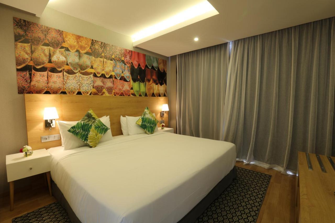 Mid Town Hotel Касабланка Экстерьер фото
