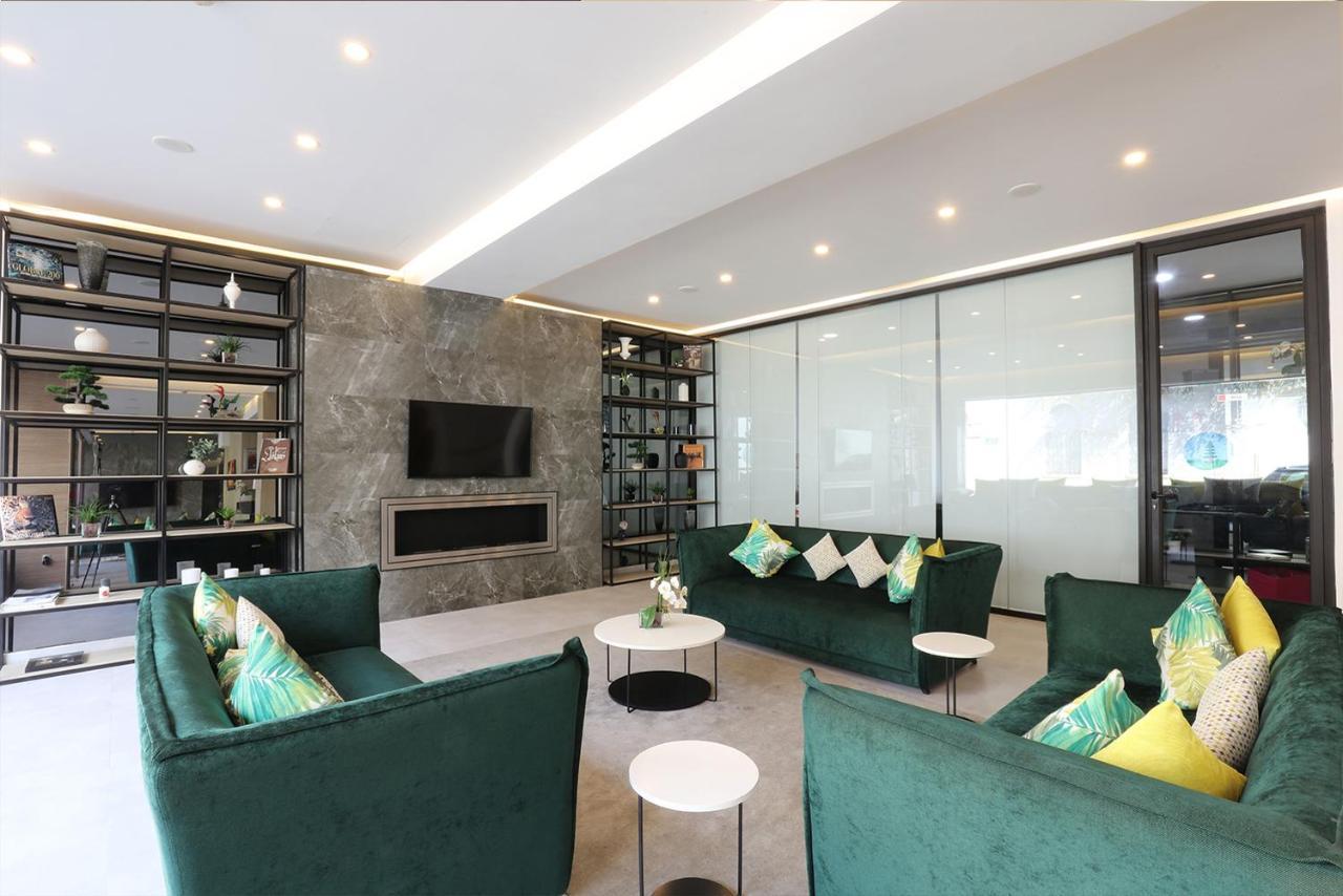 Mid Town Hotel Касабланка Экстерьер фото