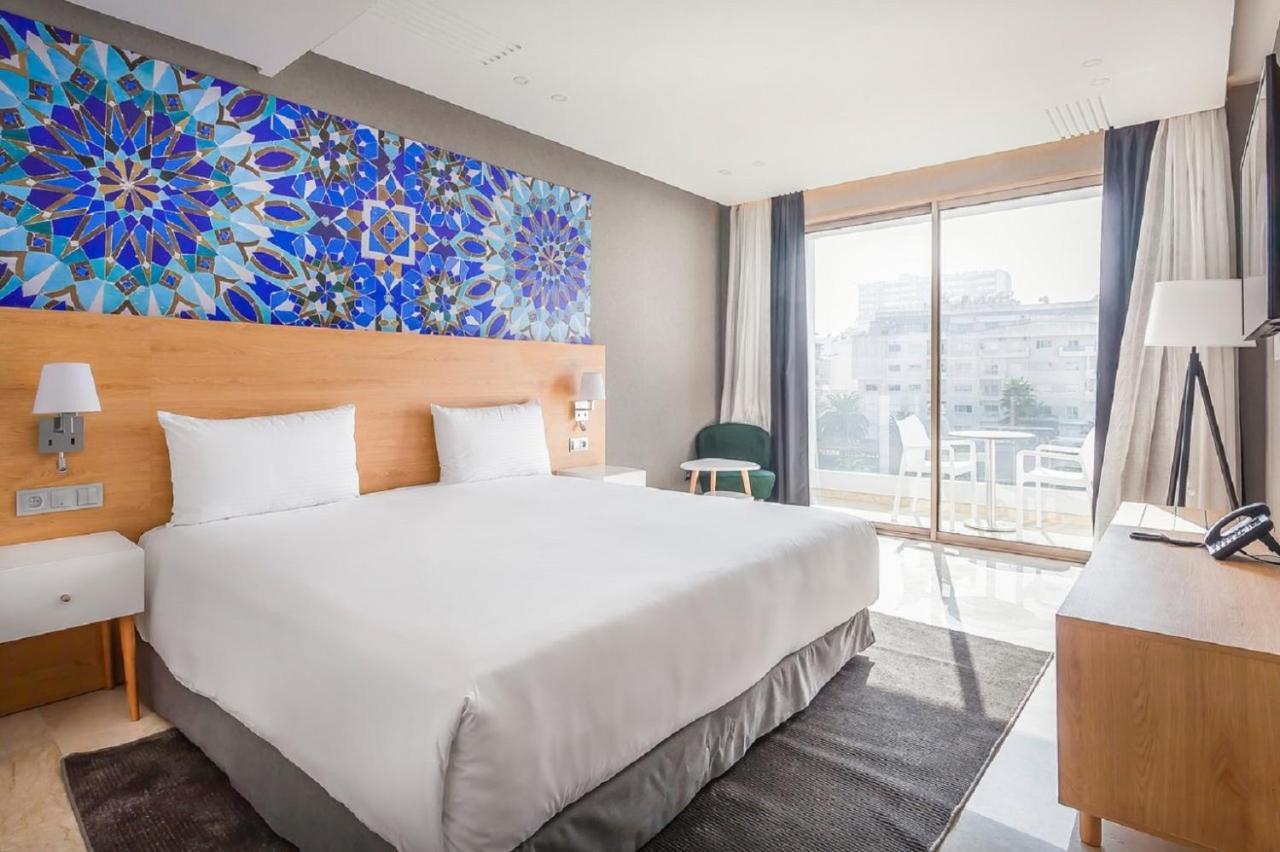 Mid Town Hotel Касабланка Экстерьер фото